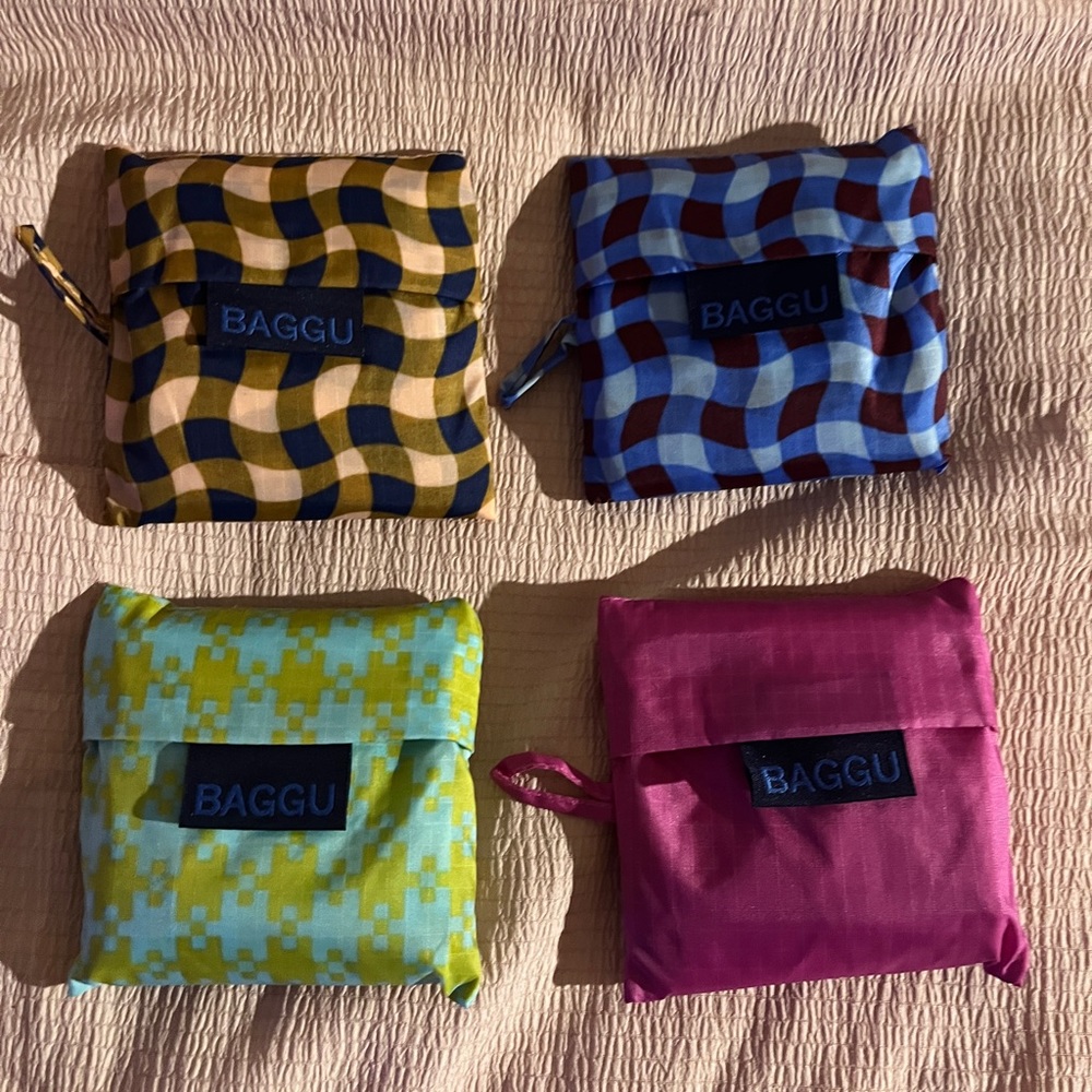Bundle of 4 Baby Baggu Reusables ✨💗🩵💚 (Sold)